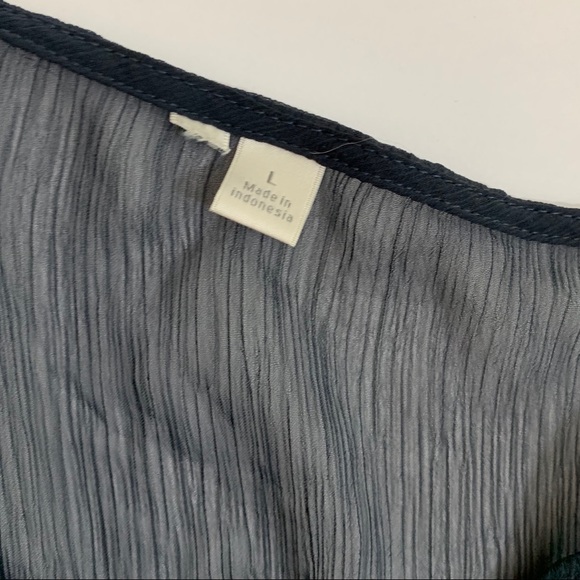 LC Lauren Conrad Sheer Floral Top - Picture 2 of 2